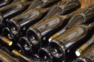 stock de vin Moulin à Vent Chénas et Beaujolais Blanc